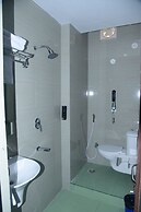 Hotel Gridhakuta International