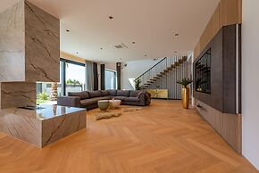 Villa Neo