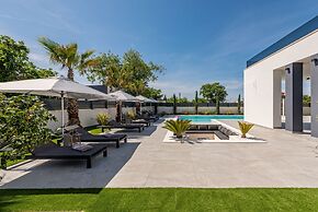 Villa Neo
