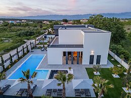 Villa Neo