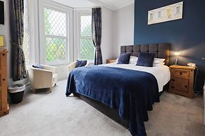 Rowcroft Lodge