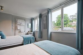 Rowcroft Lodge