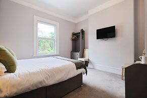 Rowcroft Lodge