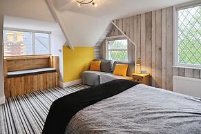 Rowcroft Lodge