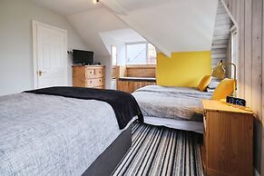Rowcroft Lodge