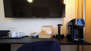 SUITES 51