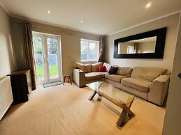 Charming 3-bed House in Levenshulme, Manchester