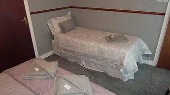 Iona Hotel