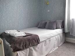 Iona Hotel