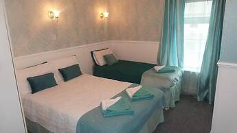 Iona Hotel
