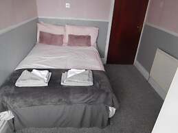 Iona Hotel