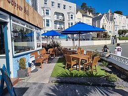 Min y Don Llandudno