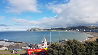 Min y Don Llandudno