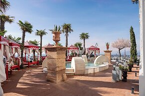 Nuvole Garden Hotel