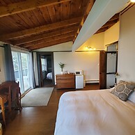 The Cliffside Inn