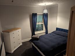 2 Bed House - Garden & Excellent Wifi