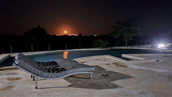 Cave Diani Studio Apartments