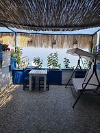 Simirna Sahil Otel