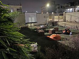 Bunk house villa