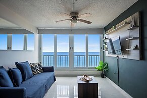 Marina Beach 2 Bd Oceanfront Pool Parking