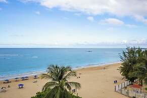 Marina Beach 2 Bd Oceanfront Pool Parking