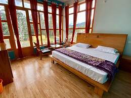 Goroomgo Mansarovar Inn Munsyari