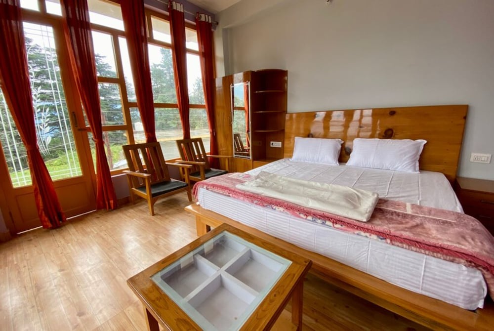 Goroomgo Mansarovar Inn Munsyari