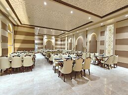 Hotel S Crown Somnath