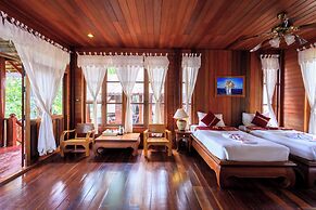 Samui Wooden Hill