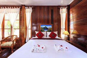 Samui Wooden Hill