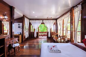 Samui Wooden Hill