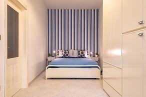 Sardinia Re - Corso 32