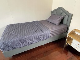 2B Cozy Hostel