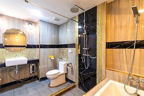 arunsakhon luxury condo
