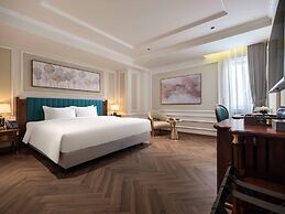 L'Signature Hotel & Spa