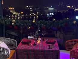 L'Signature Hotel & Spa
