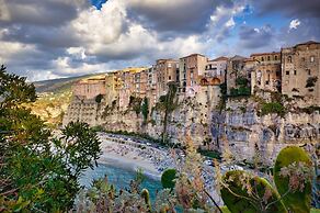 BLOOM Tropea