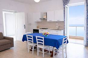 BLOOM Tropea