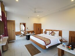 MGM Whispering Wind's Yelagiri