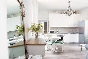 Glamour