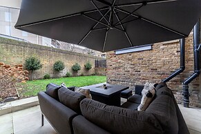 Modern & Stylish House in Deptford