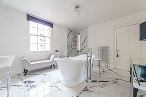Modern & Stylish House in Deptford