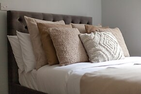 Modern & Stylish House in Deptford