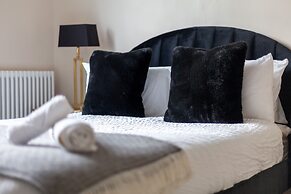 Modern & Stylish House in Deptford