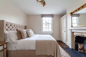 Modern & Stylish House in Deptford