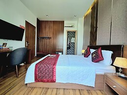 Thu Le Hotel