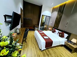 Thu Le Hotel