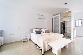 Alpha Urban Suites