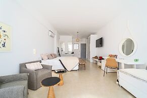 Alpha Urban Suites