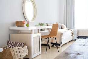Alpha Urban Suites